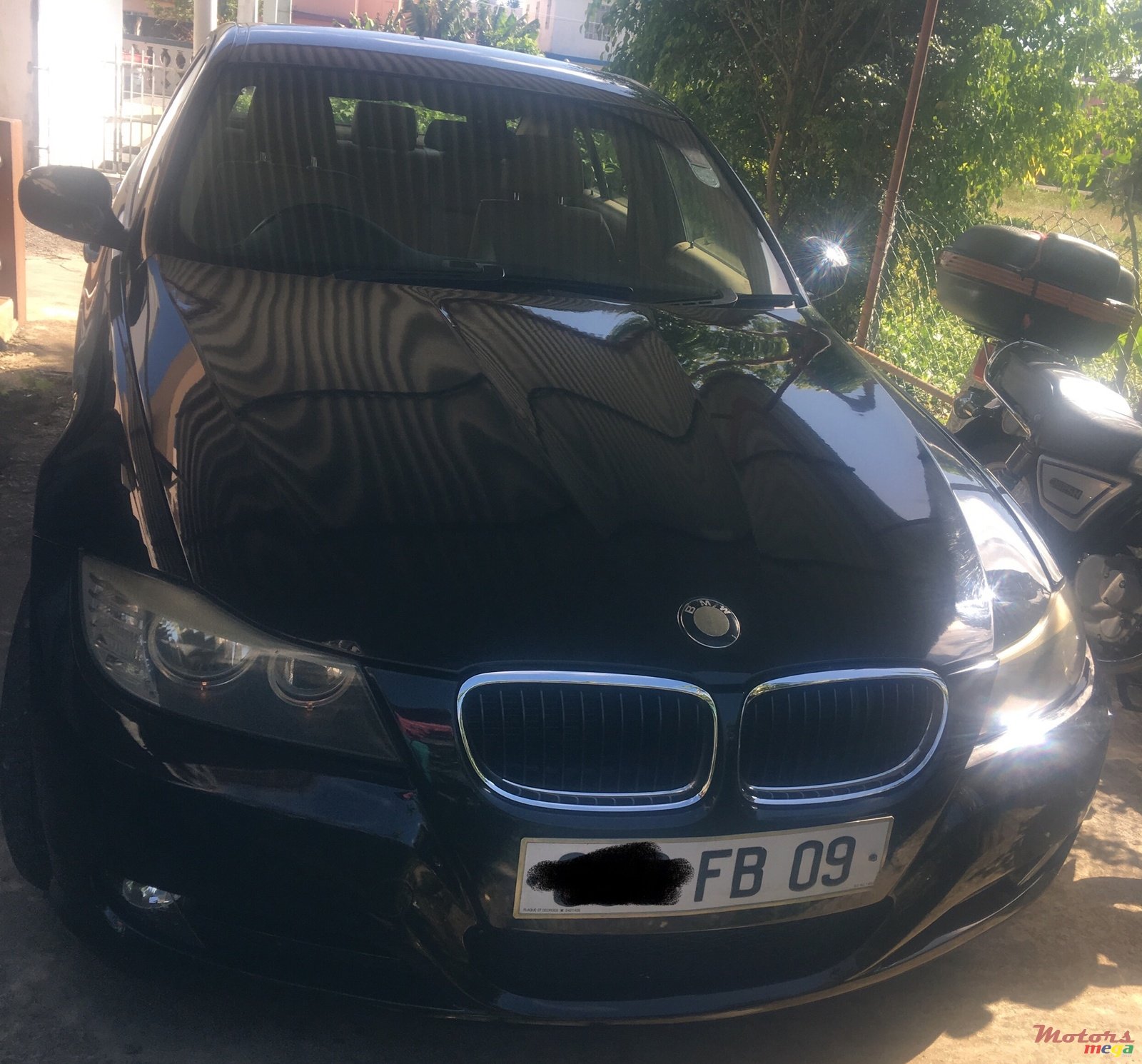 2009' BMW 320 photo #2