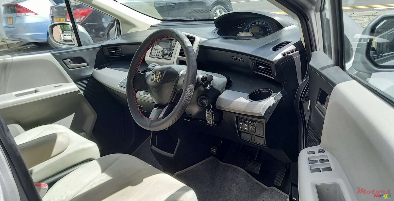 2012' Honda Freed photo #5