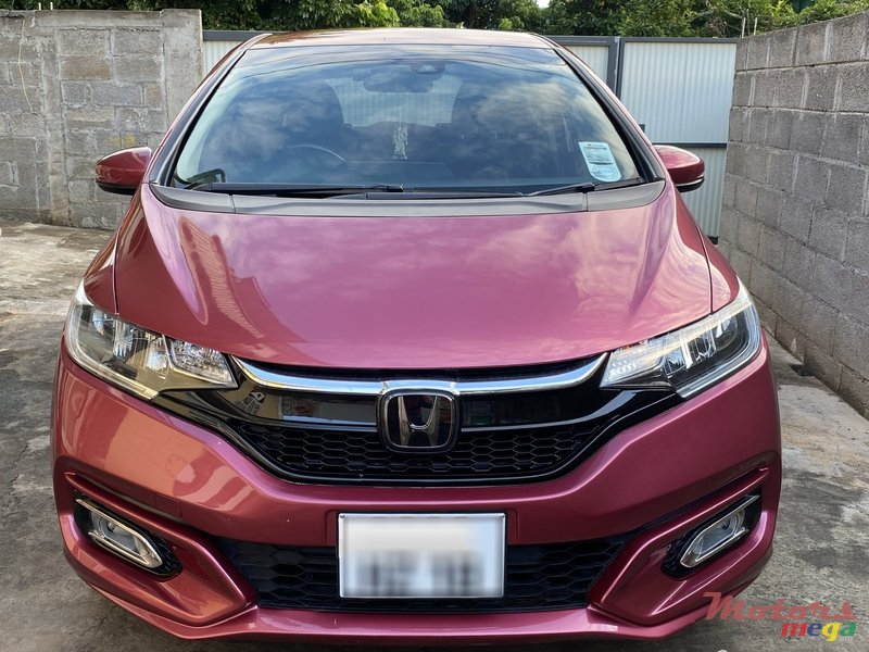 2018' Honda Fit Hybrid photo #1