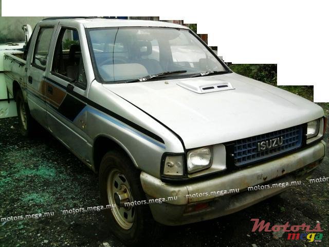 1990' Isuzu photo #1