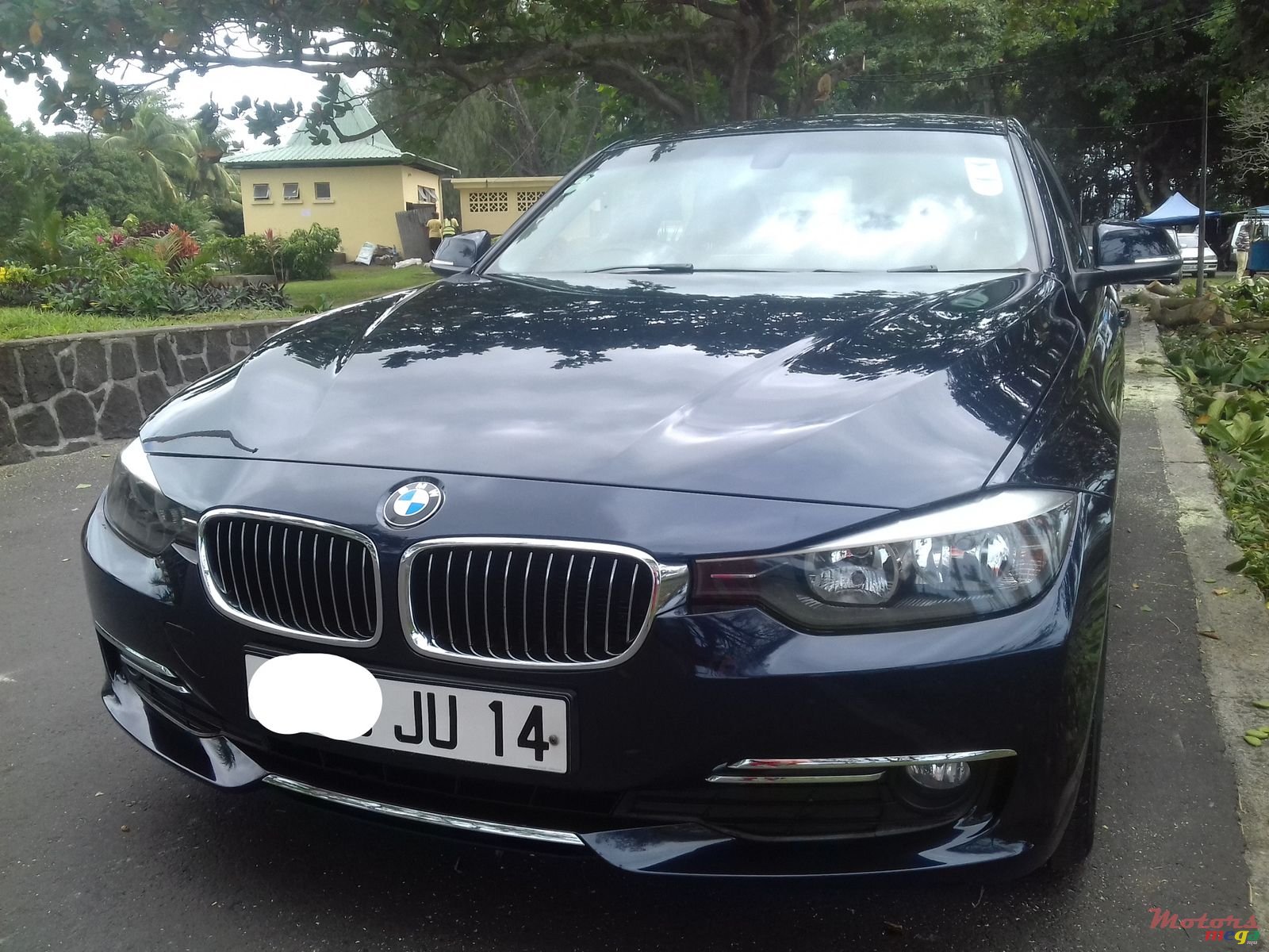 2014' BMW 3 Series photo #1