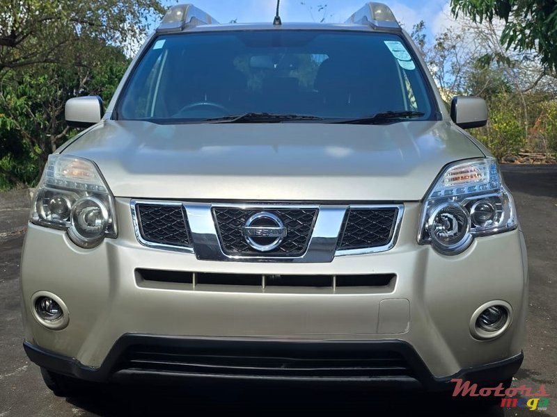 2012' Nissan X-Trail 4x4 2.5L Pack confort photo #1