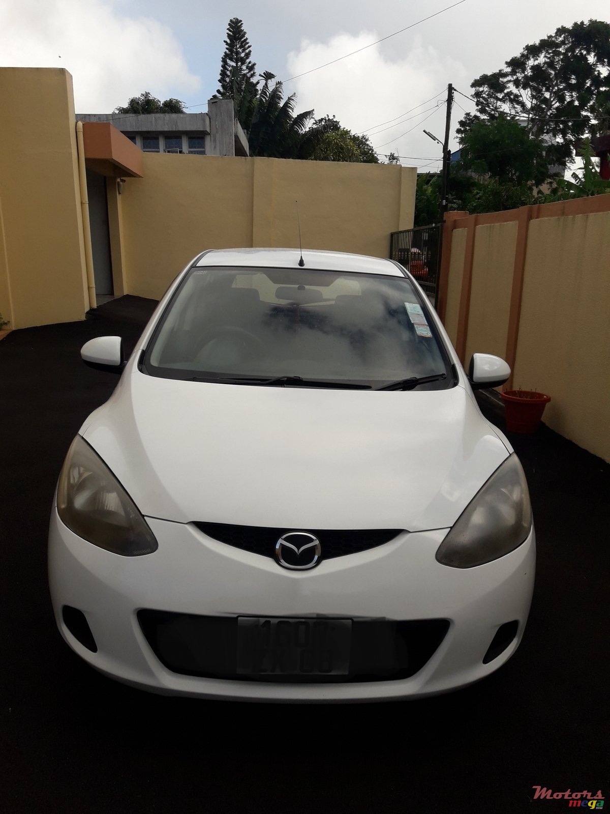 2008' Mazda Demio photo #1