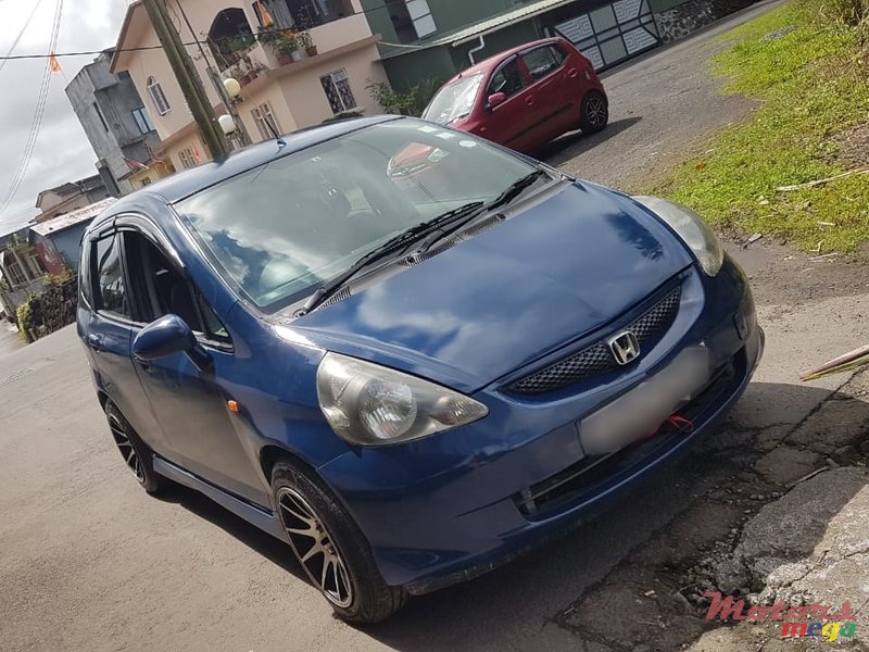 2005' Honda Jazz photo #3