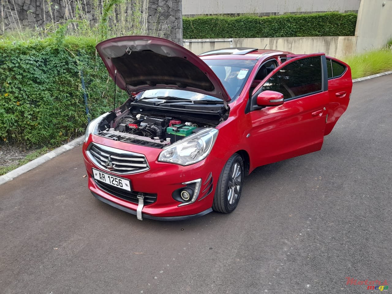 2016' Mitsubishi Attrage photo #3