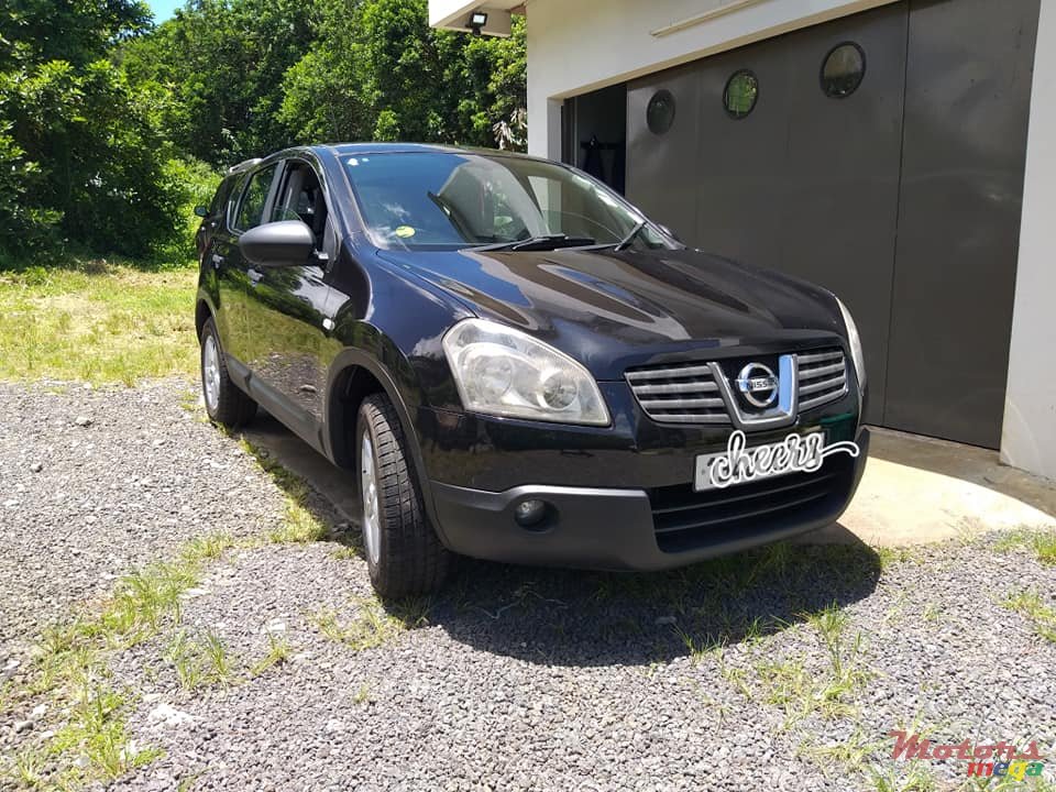 2007' Nissan Qashqai 1.6L photo #1