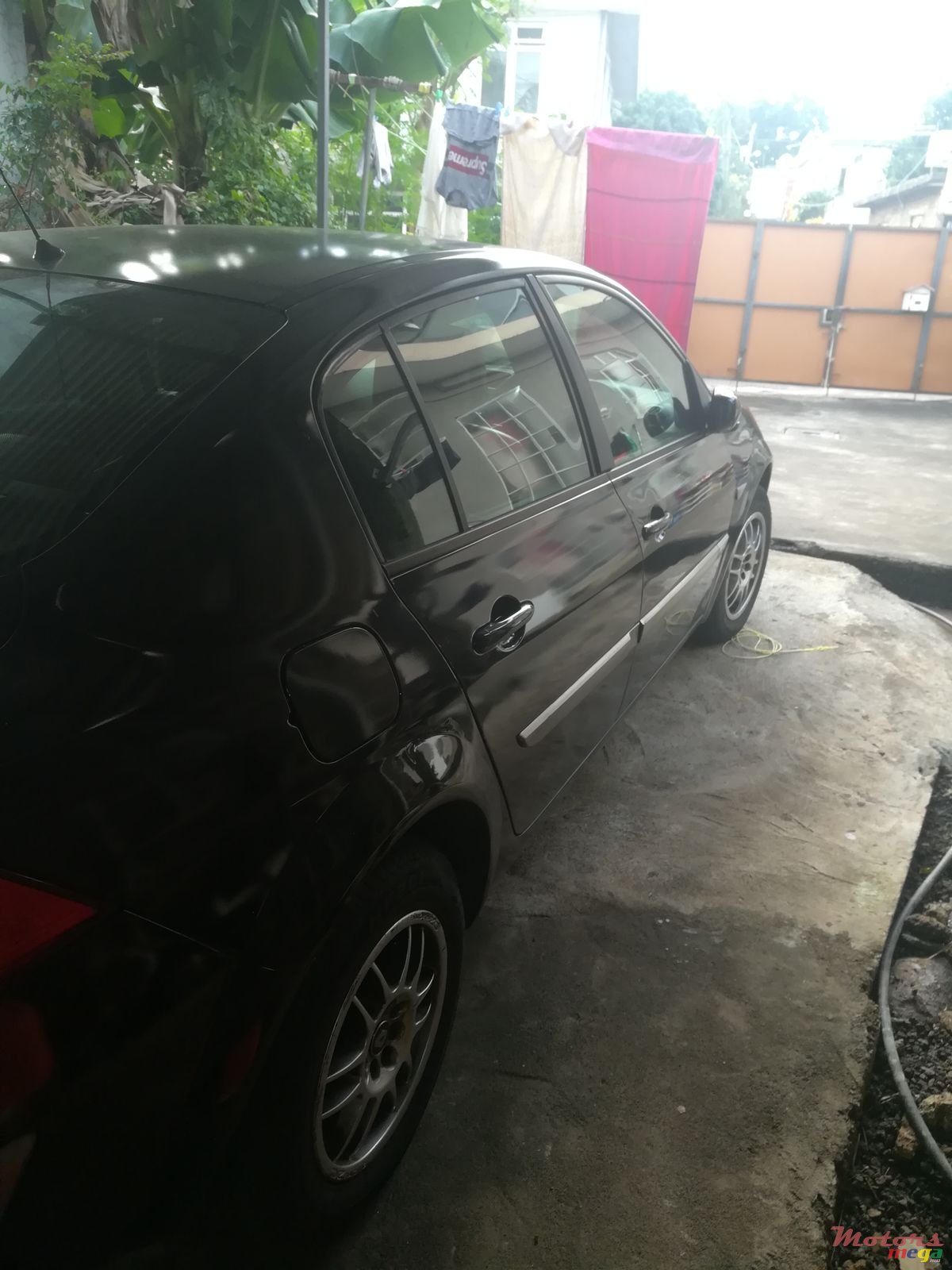 2004' Renault Megane photo #6