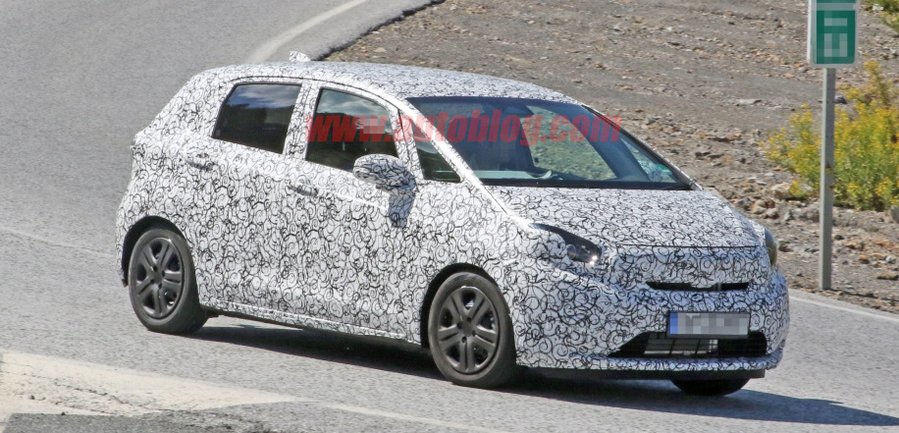 Next-gen Honda Fit caught testing with significantly different design