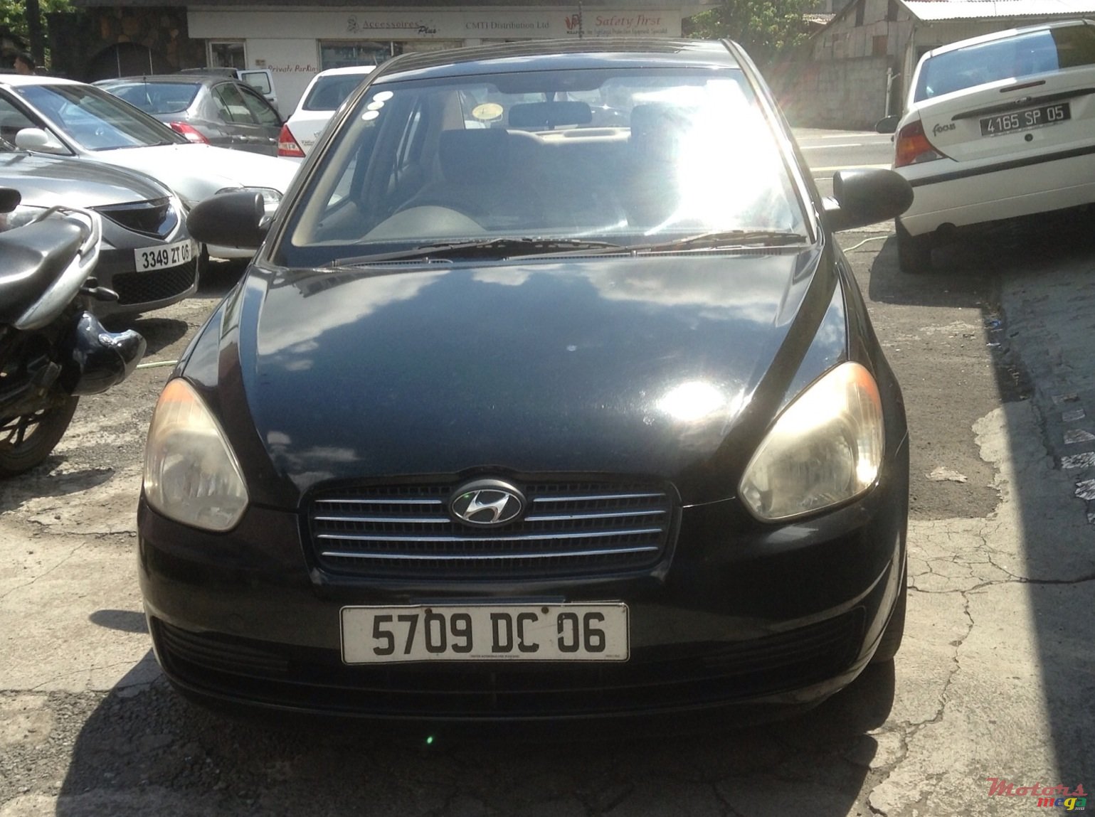 2006' Hyundai Accent photo #1