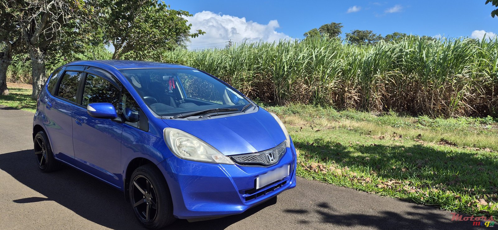 2011' Honda Fit photo #1