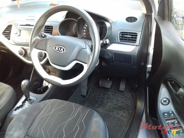 2012' Kia Picanto photo #7
