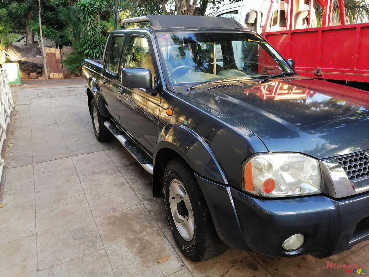 2006' Nissan Hardbody photo #1