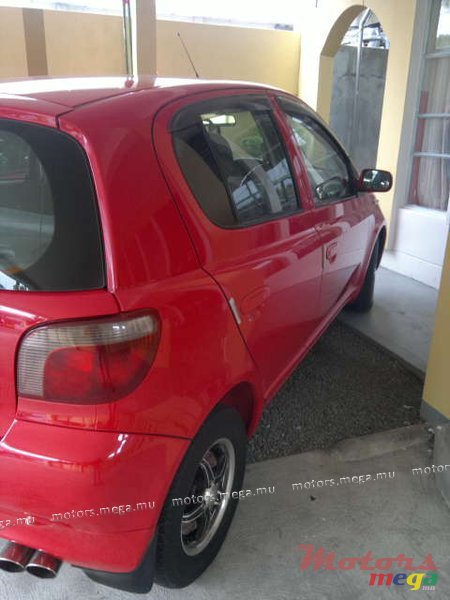 2000' Toyota Yaris VITZ MANUAL photo #2