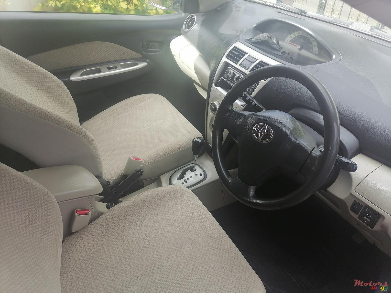 2007' Toyota Yaris photo #5