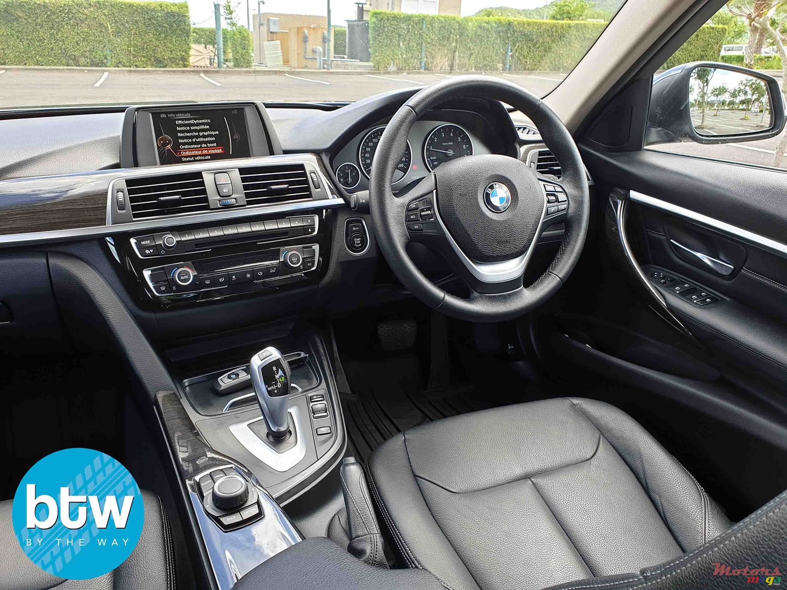 2017' BMW 318 photo #4