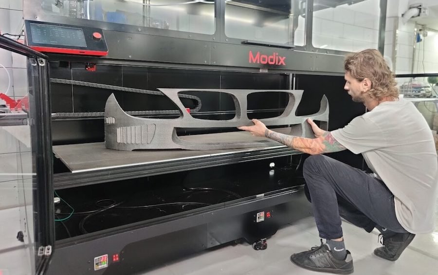 Inside Today’s Most Advanced Auto Shops: 3D Printers, Cloud Tools, and EV Diagnostics