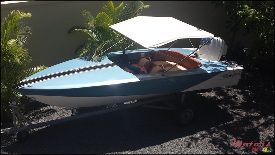 2005' Donzi photo #1