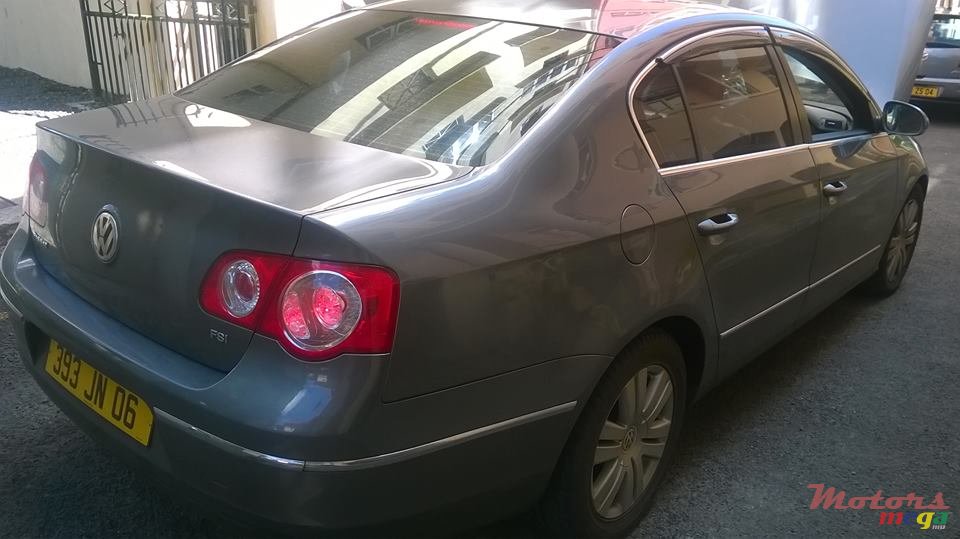 2006' Volkswagen Passat FSI photo #2