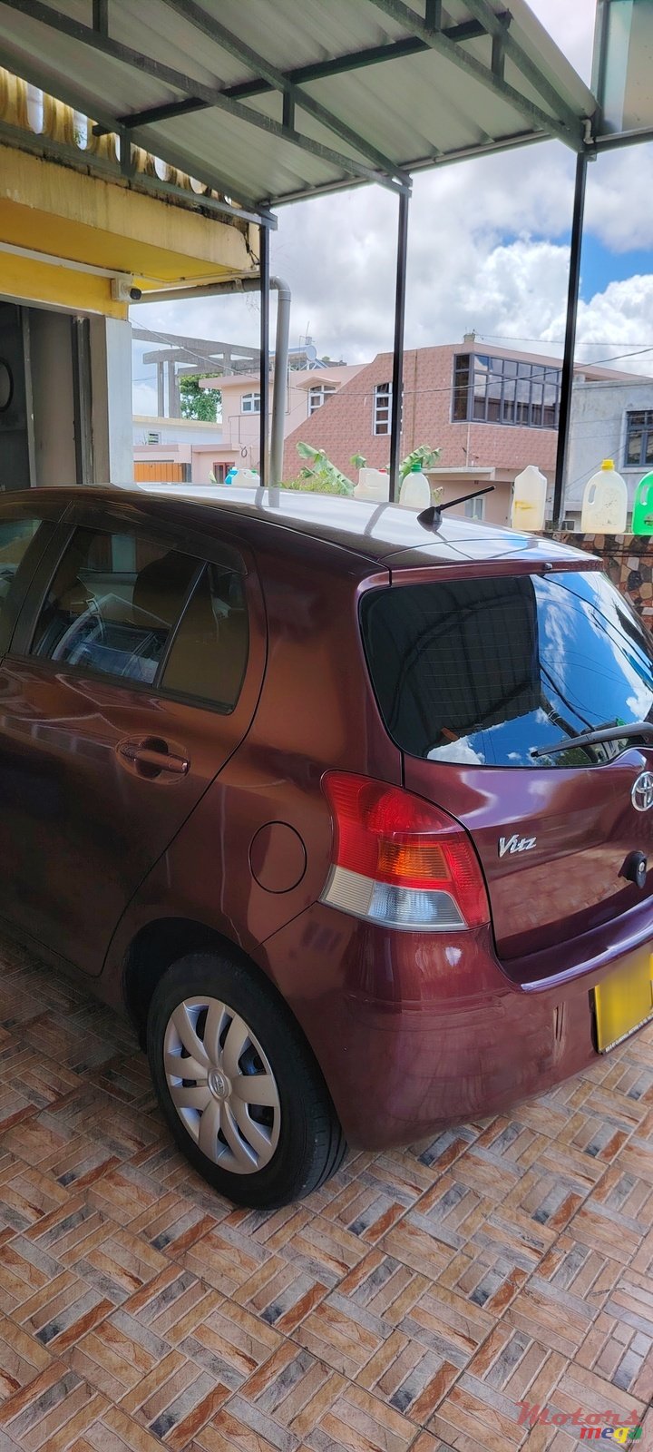 2010' Toyota Vitz Origin photo #1