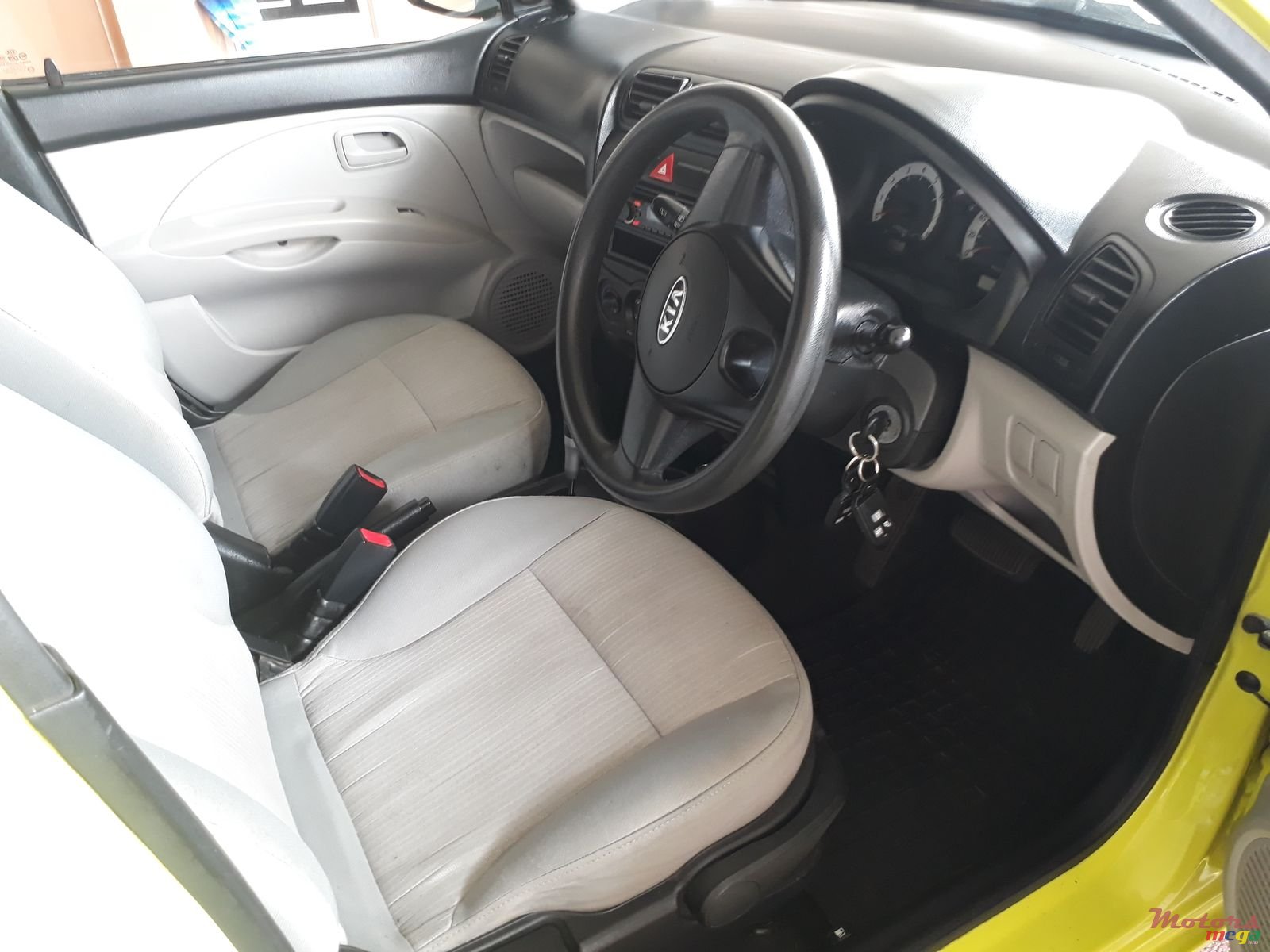 2011' Kia Picanto photo #7