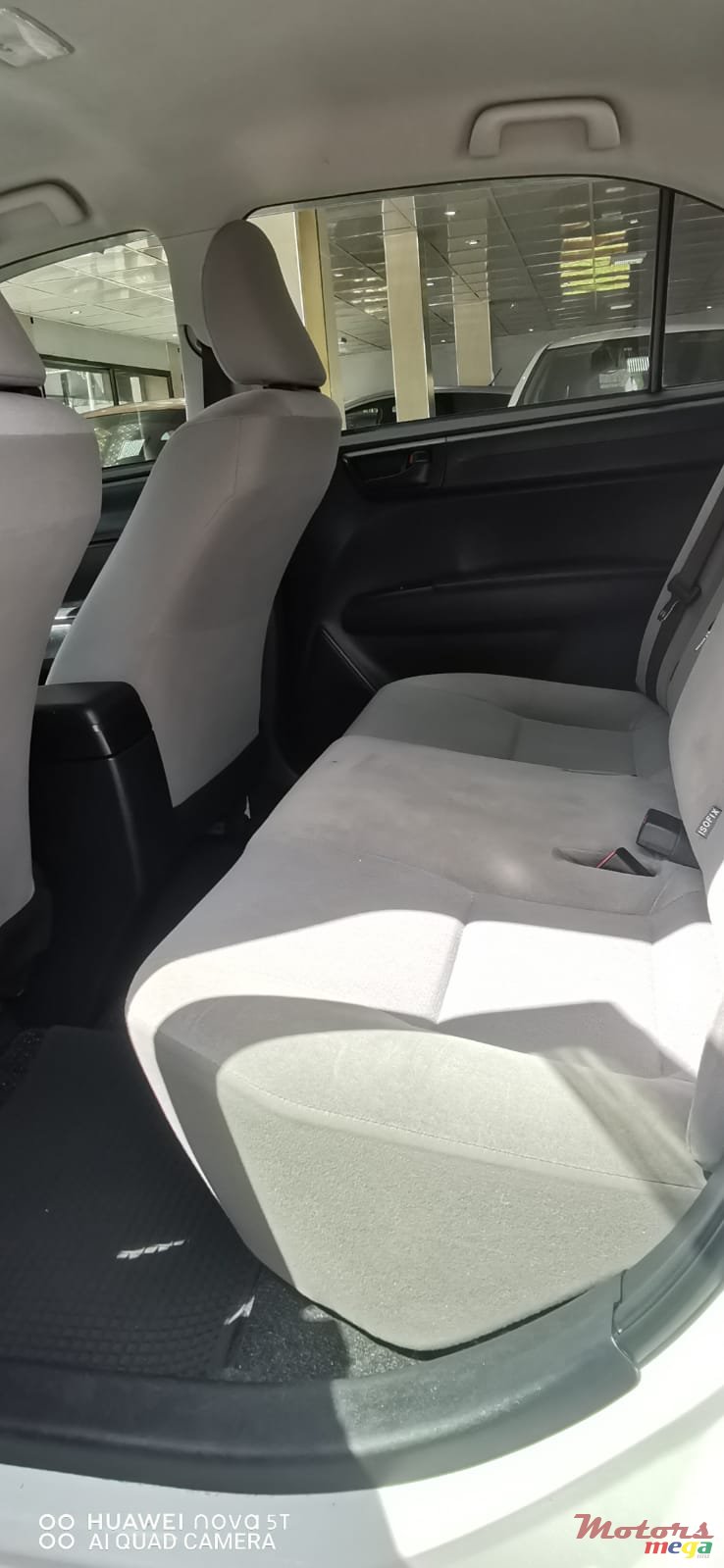 2015' Toyota Axio photo #4