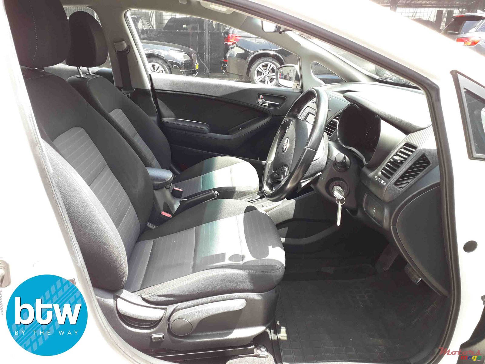 2015' Kia Cerato Automatic photo #4