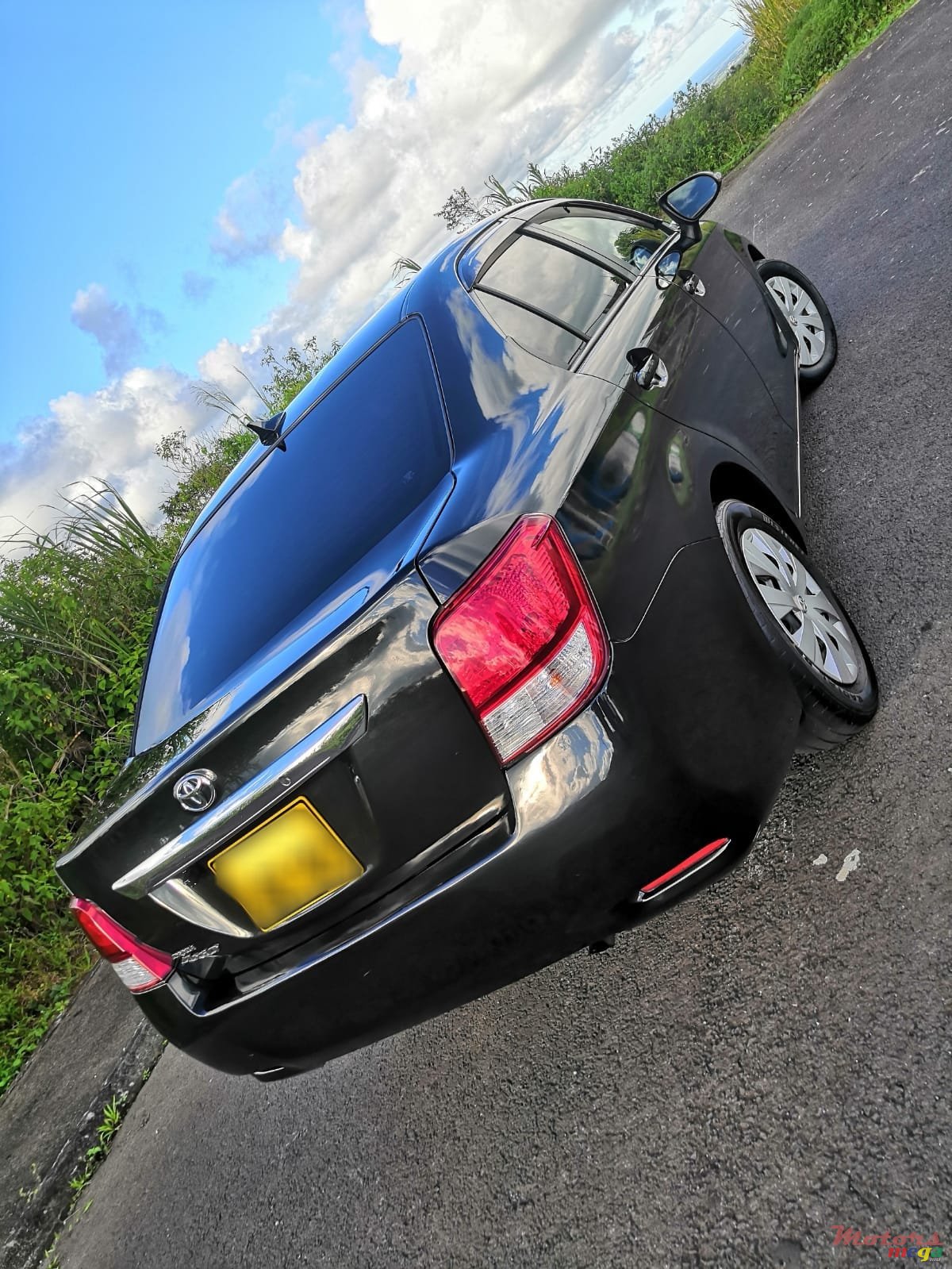 2012' Toyota Axio Private car photo #2