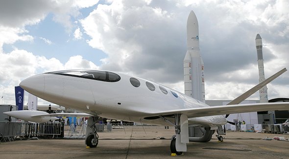 All the electric flying machines come home to roost at the Paris Airshow