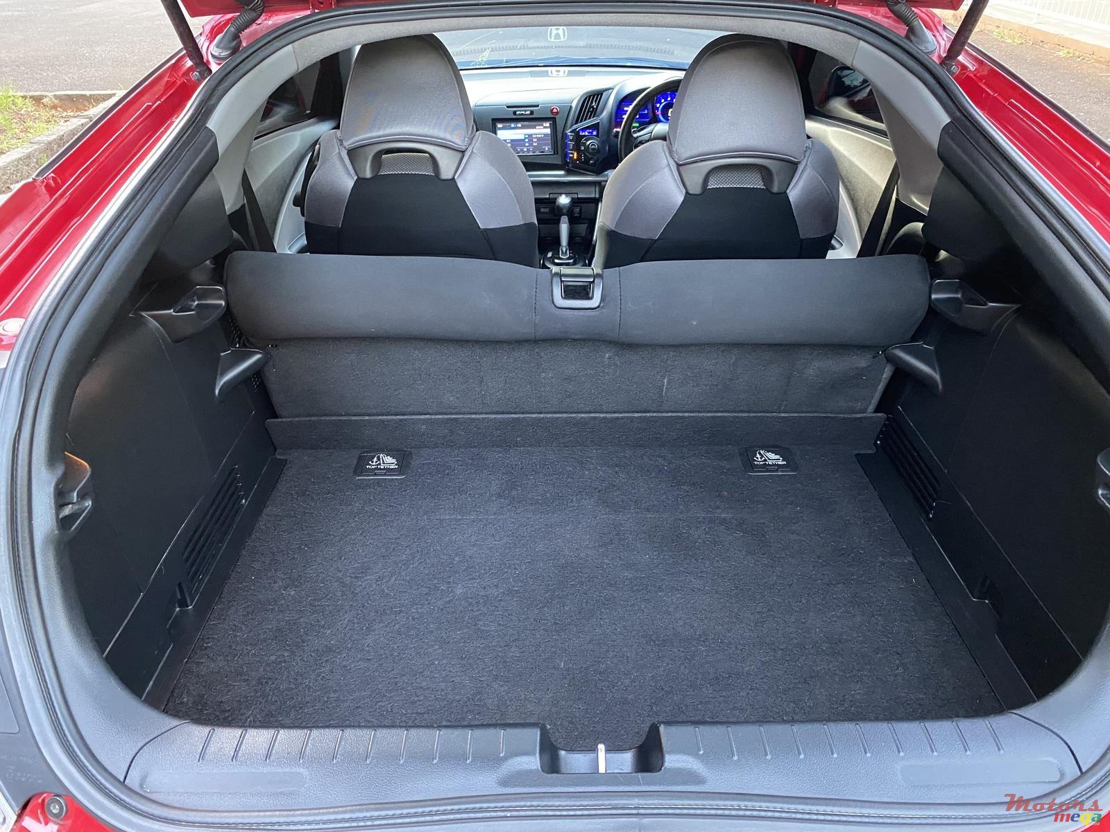 2011' Honda CR-Z photo #7