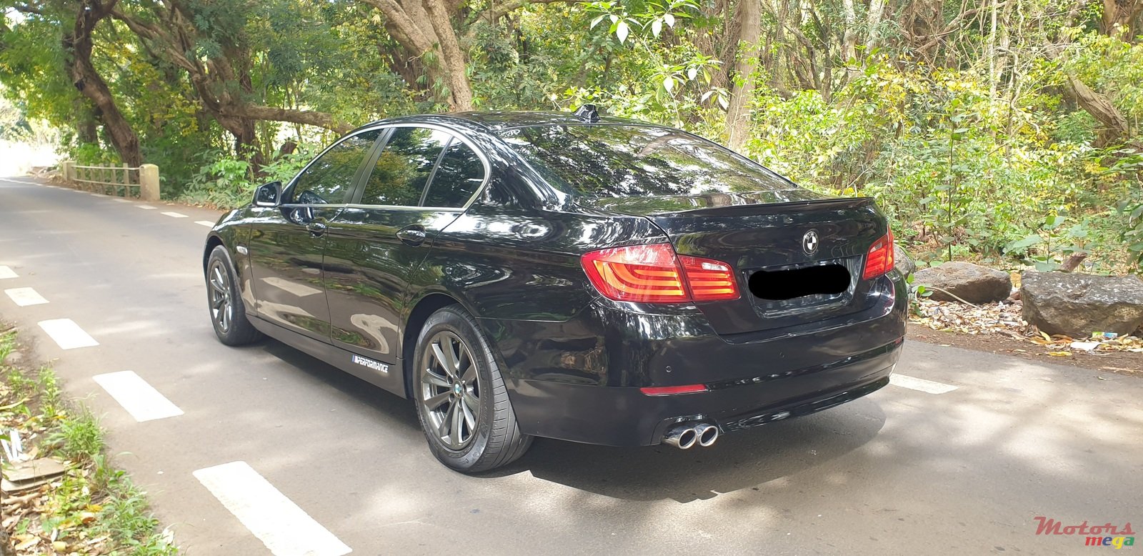 2010' BMW 523 photo #4