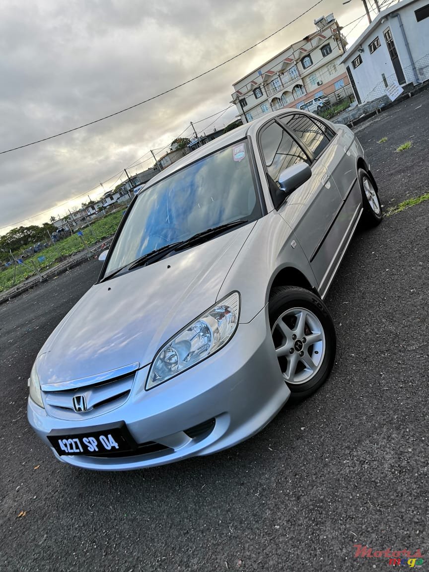 2004' Honda Civic Es8 local photo #1