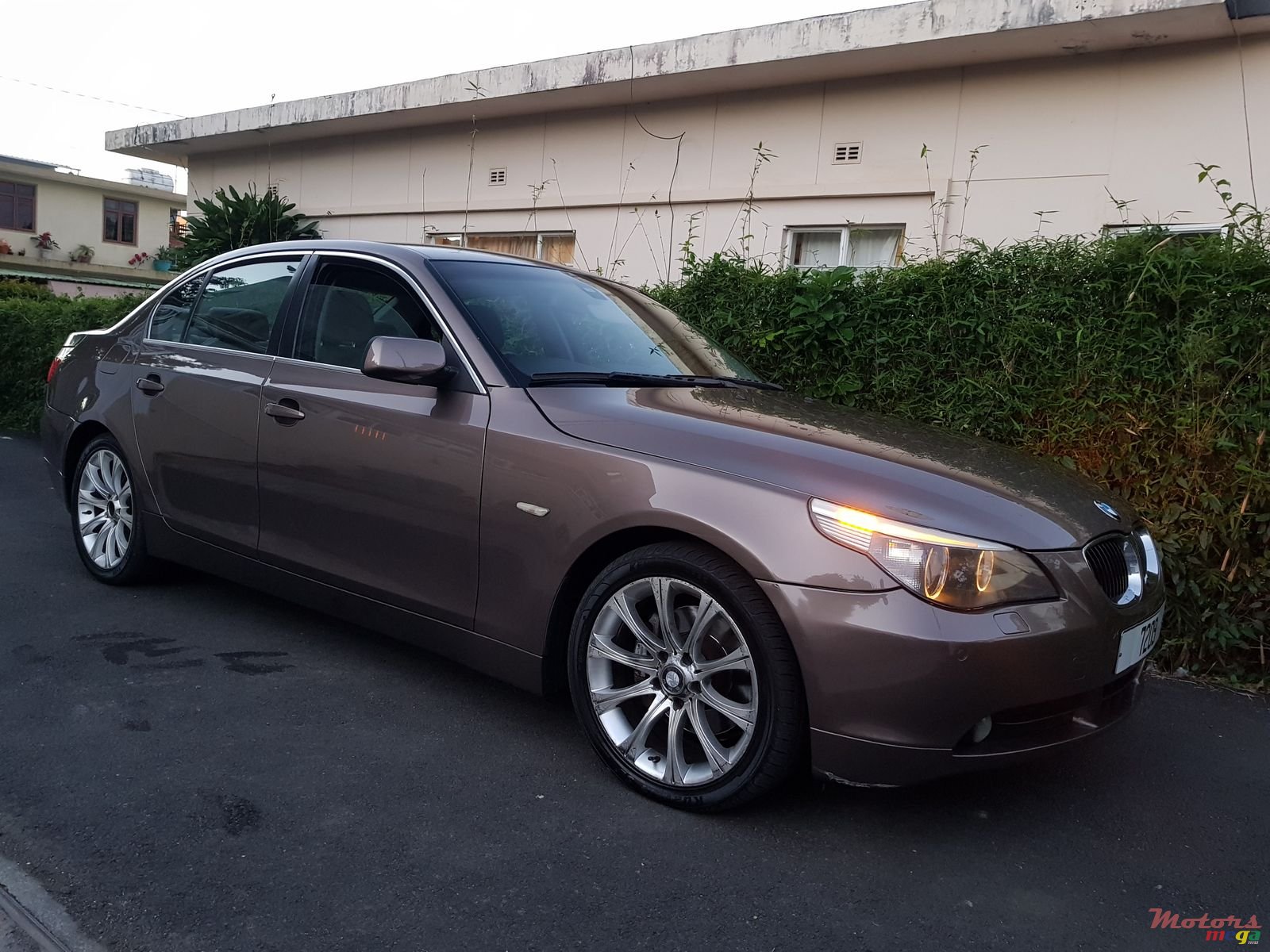 2005' BMW 5 Series Automatic photo #1