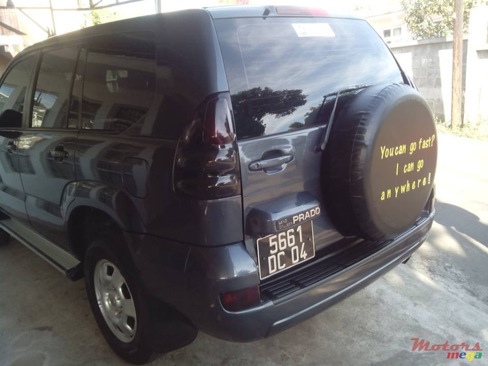 2004' Toyota Prado photo #1