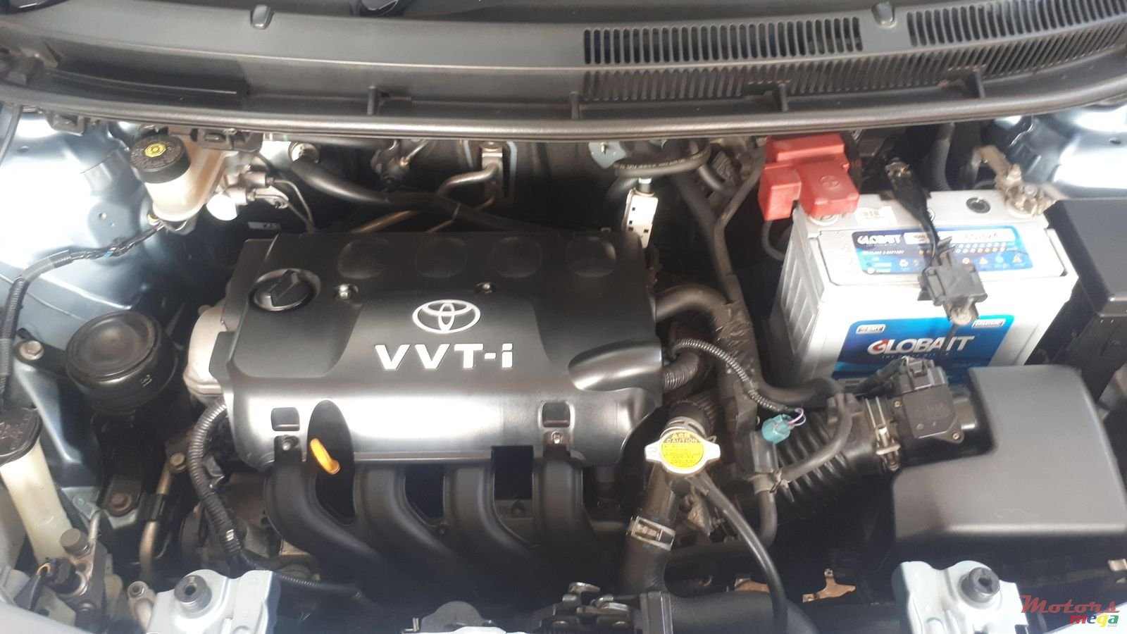 2009' Toyota Yaris photo #6