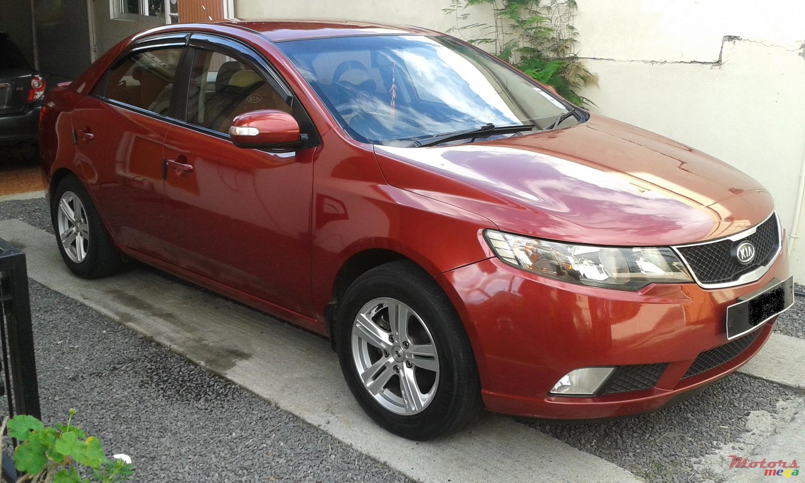 2010' Kia Cerato photo #1