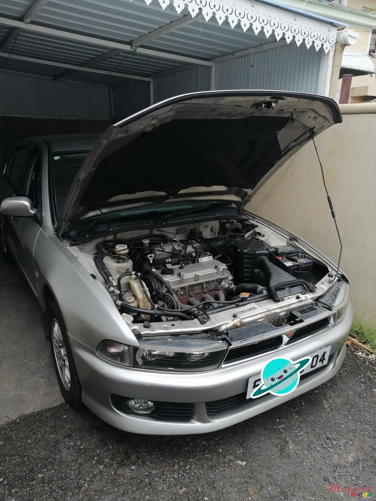 2004' Mitsubishi Galant photo #1