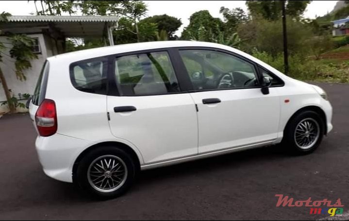 2006' Honda Jazz photo #5