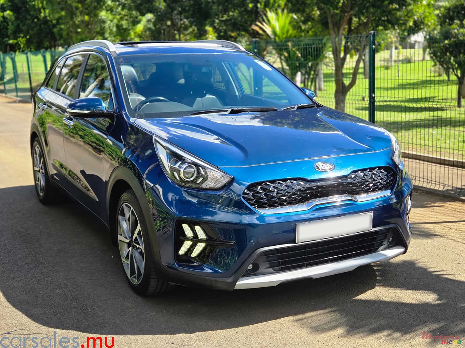 2021' Kia Niro 1.6 HEV SX Pack+ photo #2