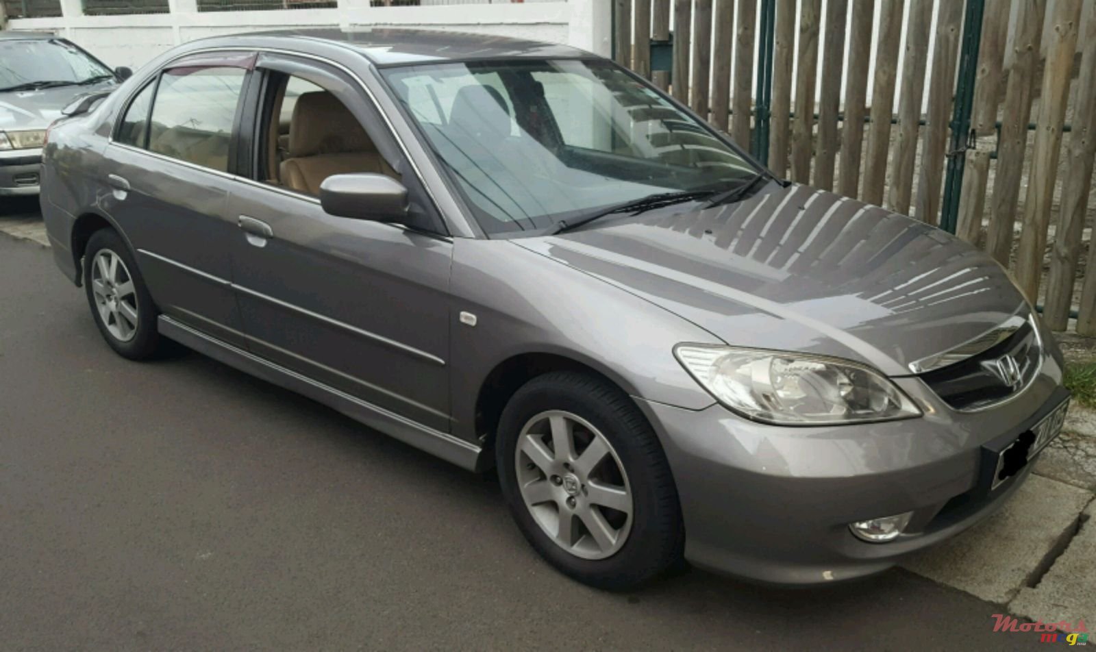 2005' Honda Civic Es8 photo #1