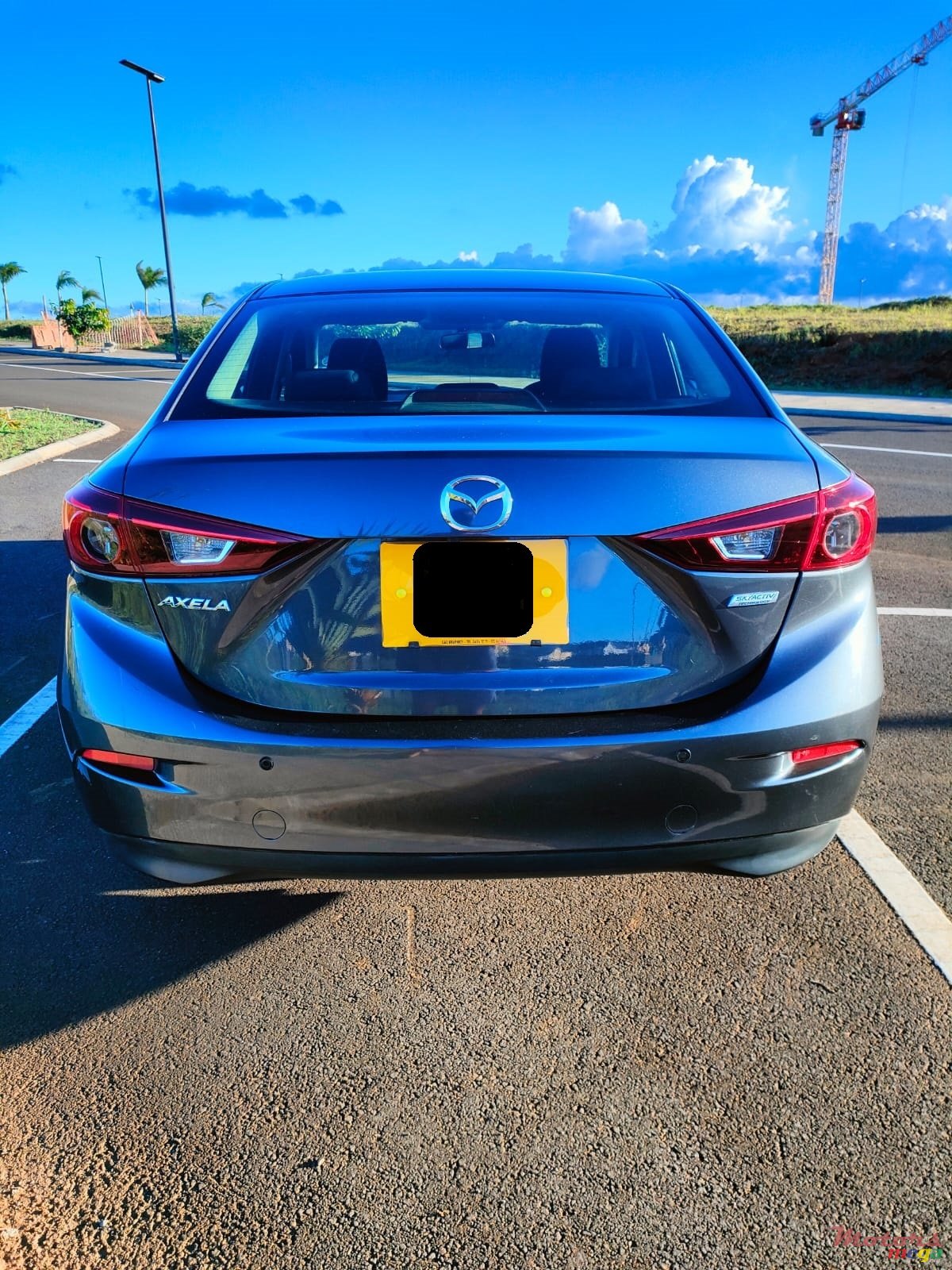 2014' Mazda Axela photo #2