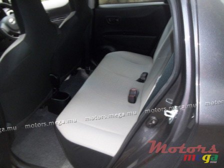 2012' Toyota photo #5