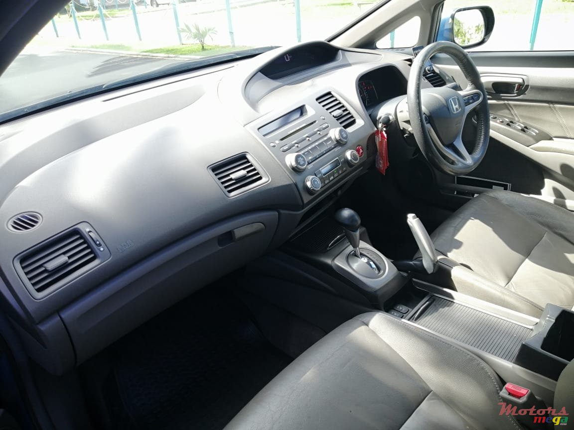 2008' Honda Civic photo #5