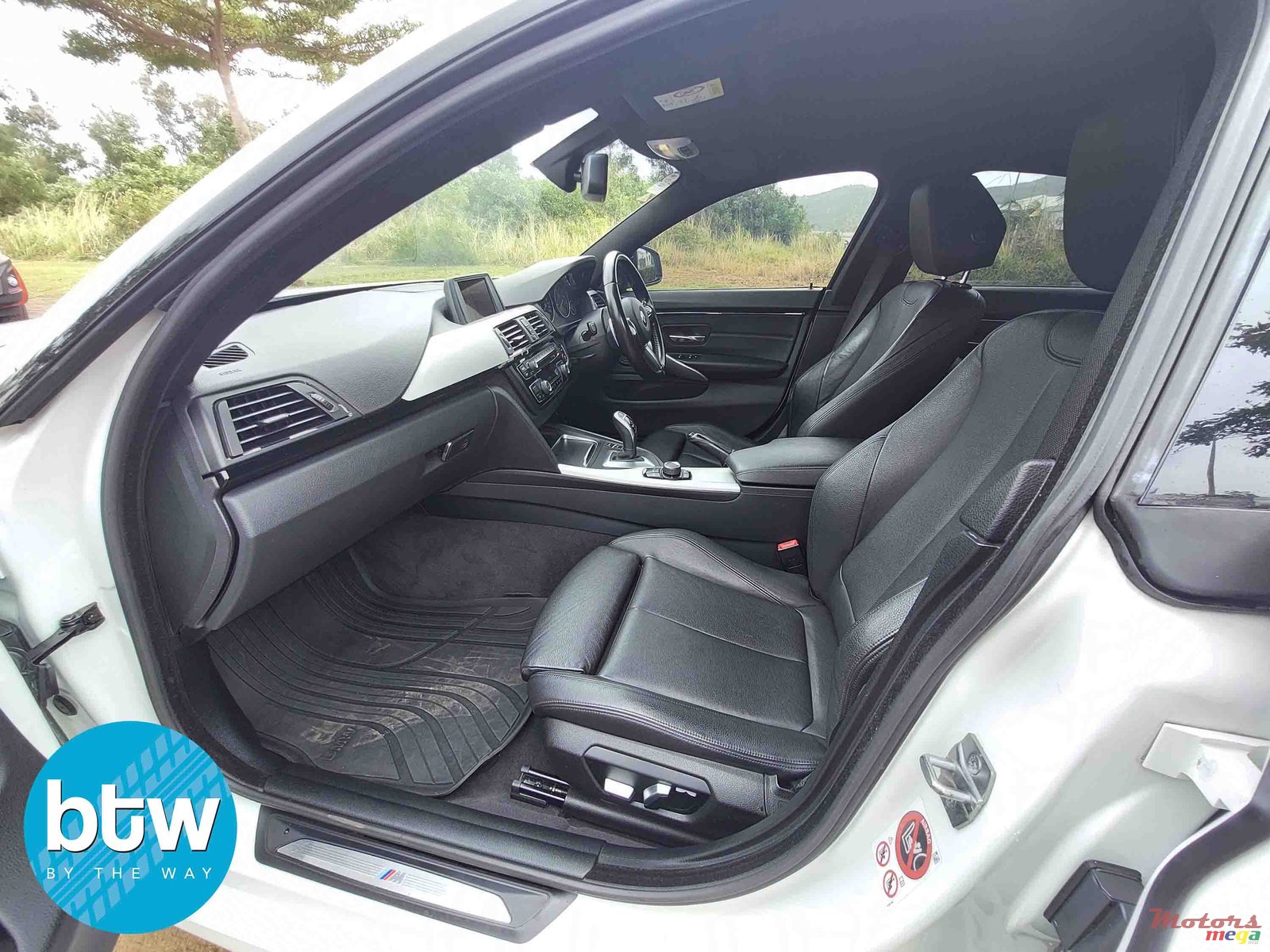 2017' BMW 4 Series Gran Coupe photo #4