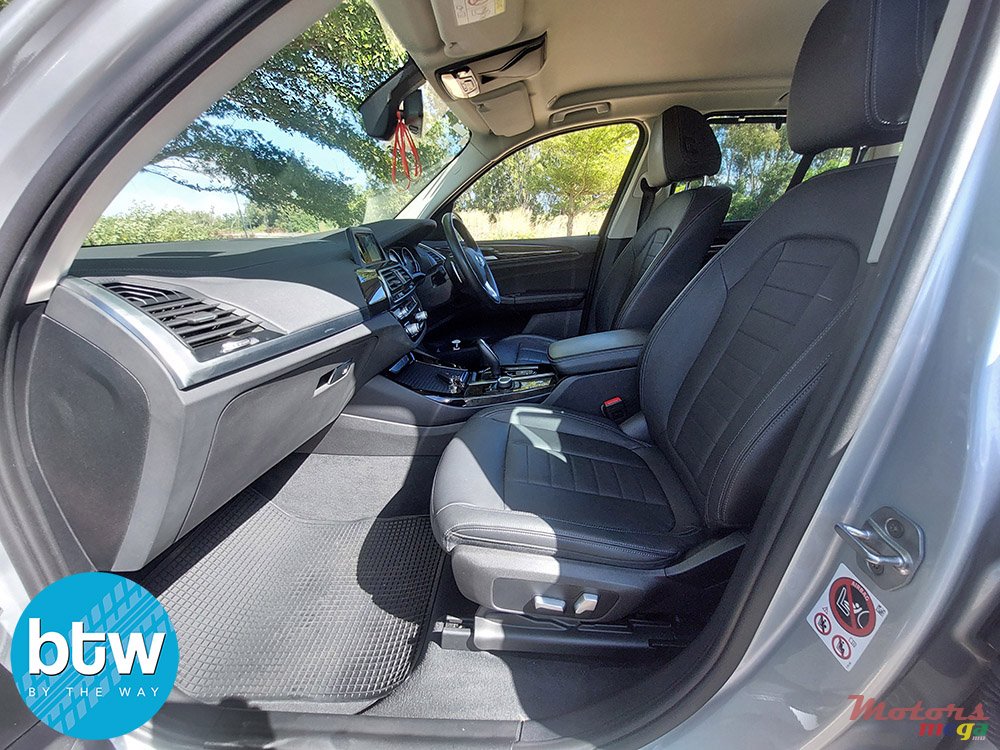 2018' BMW X3 photo #5