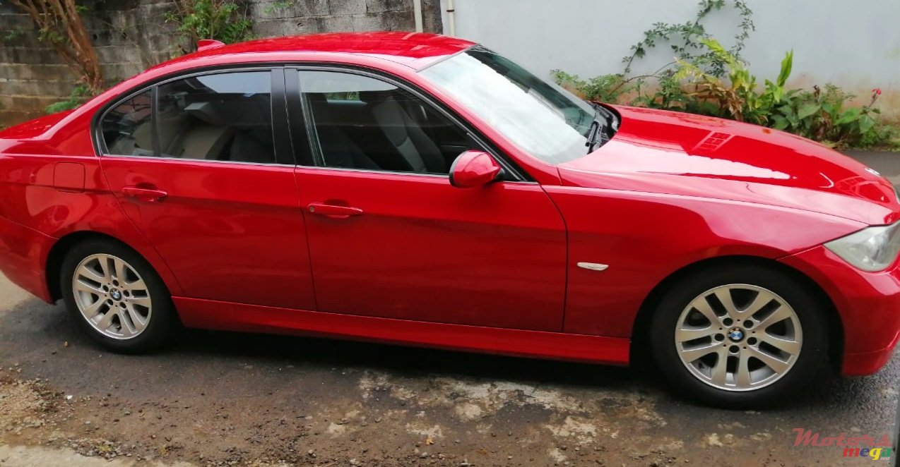 2005' BMW 320 photo #2