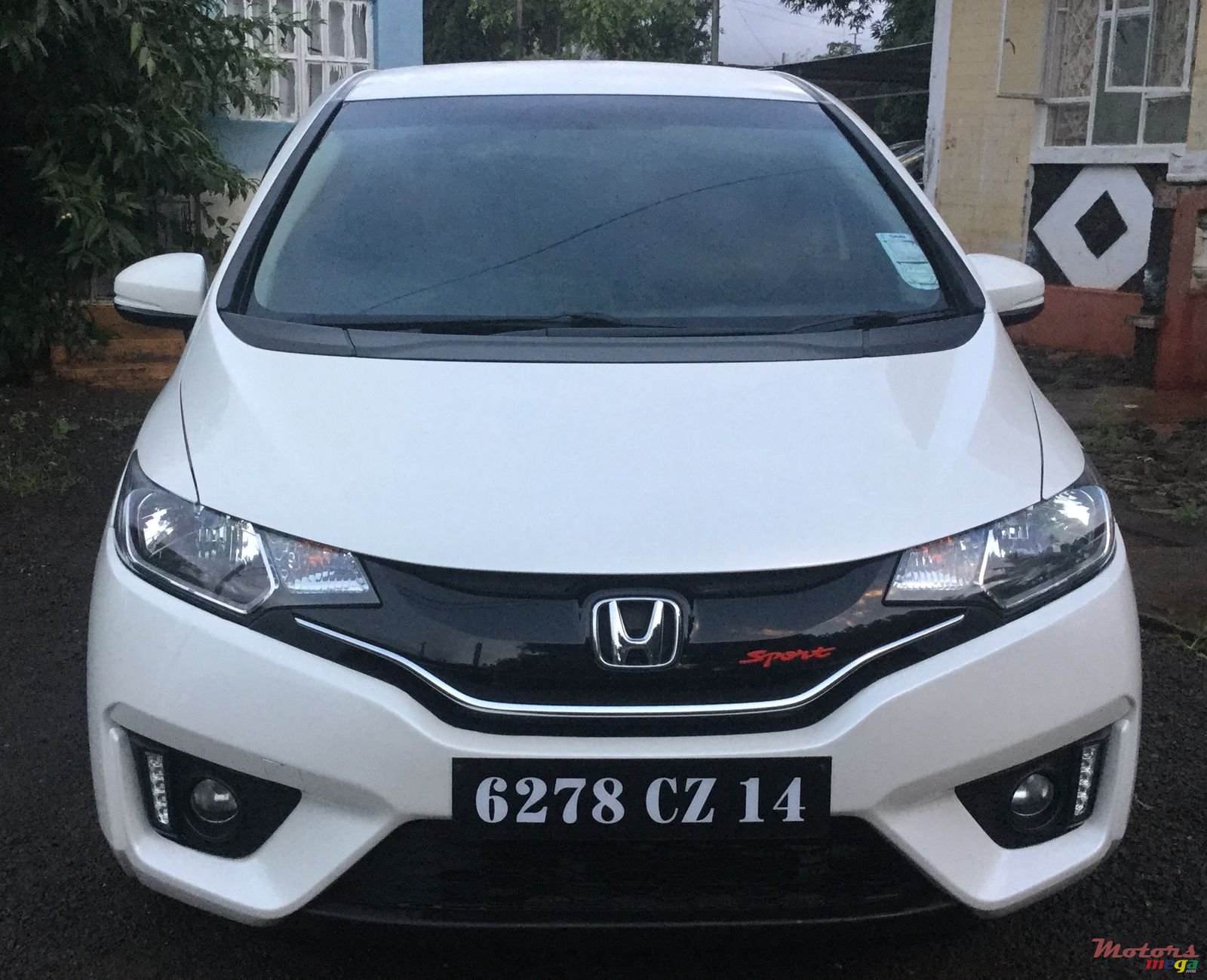 2014' Honda Fit photo #1