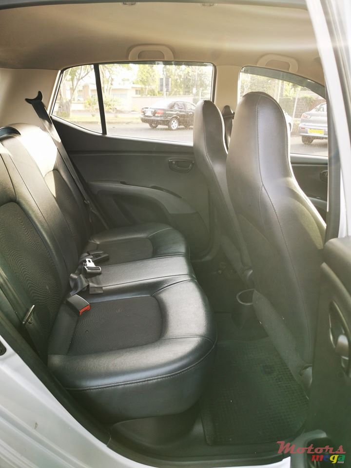 2015' Hyundai i10 photo #6