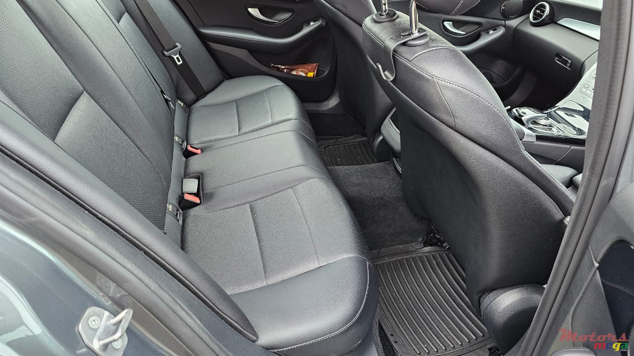 2018' Mercedes-Benz C 180 photo #6