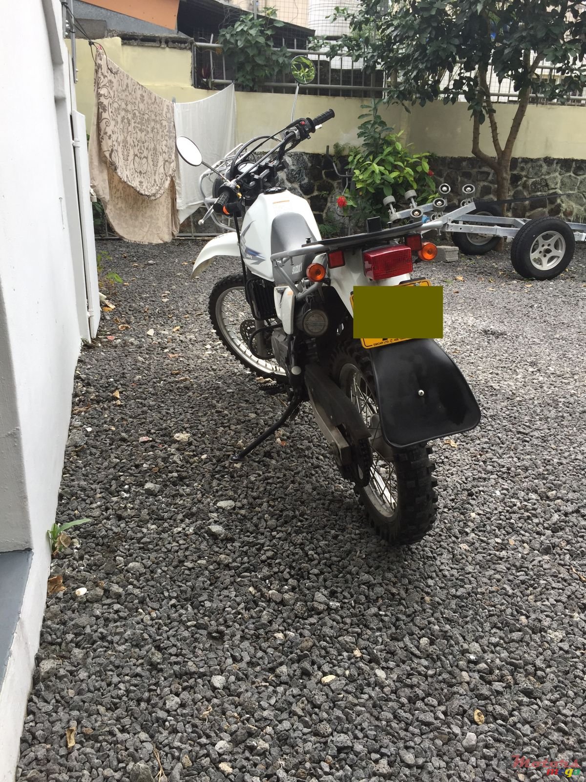 2015' Suzuki DR200SE photo #3