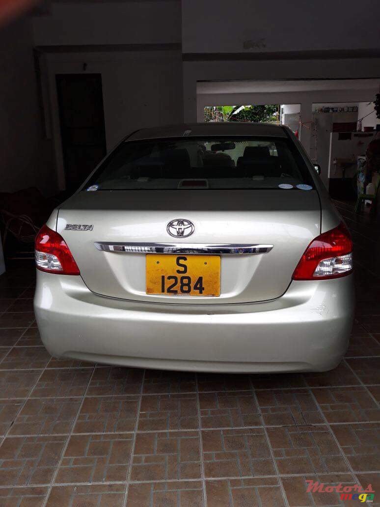 2006' Toyota Yaris photo #1